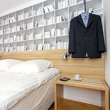 Smart Hotel 2*