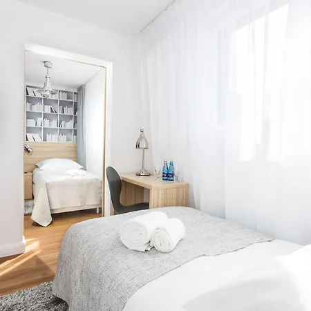 Smart Garnizon Hotel